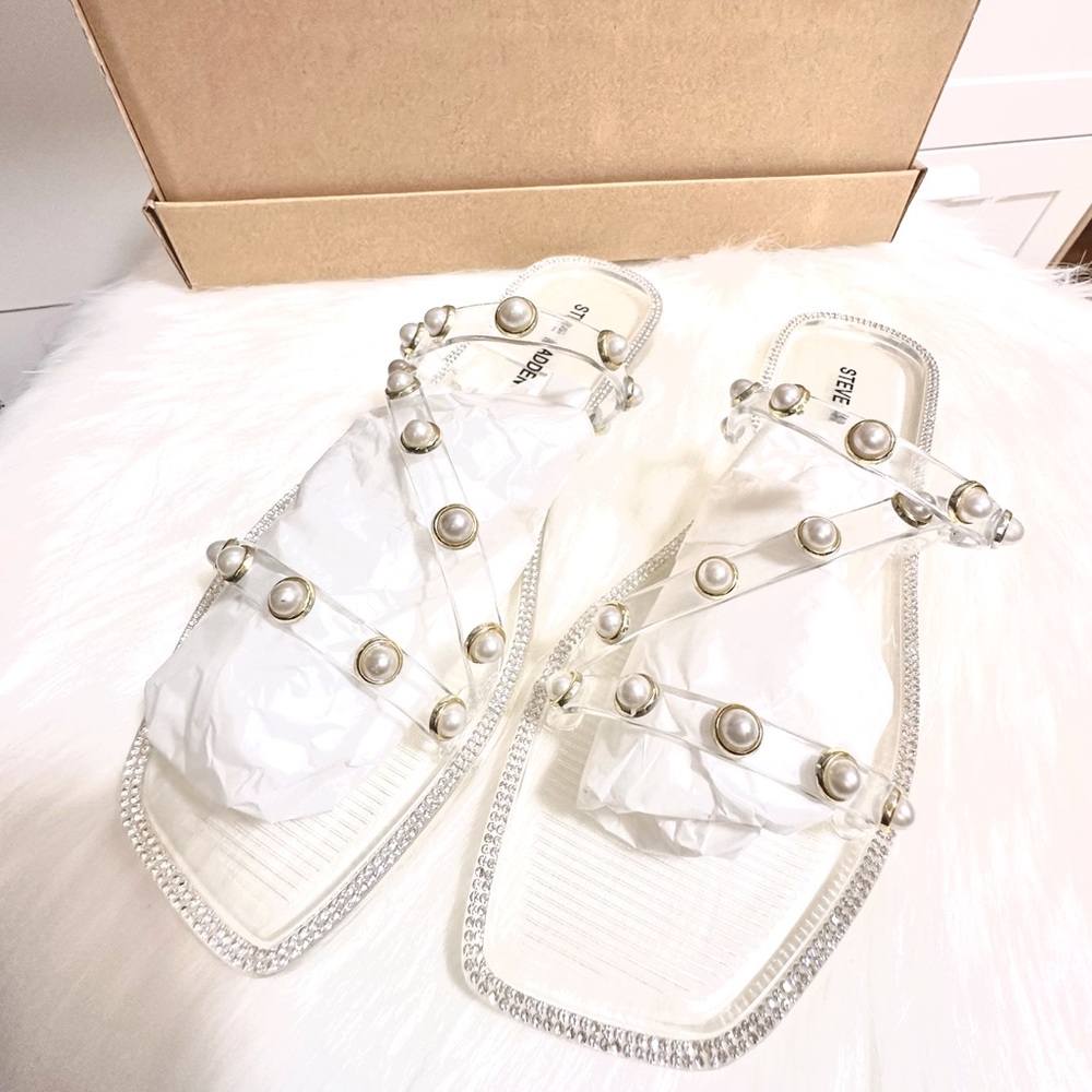 NEW Steve Madden Clear Pearl Studded Jelly Sandals - Size 7 and 8